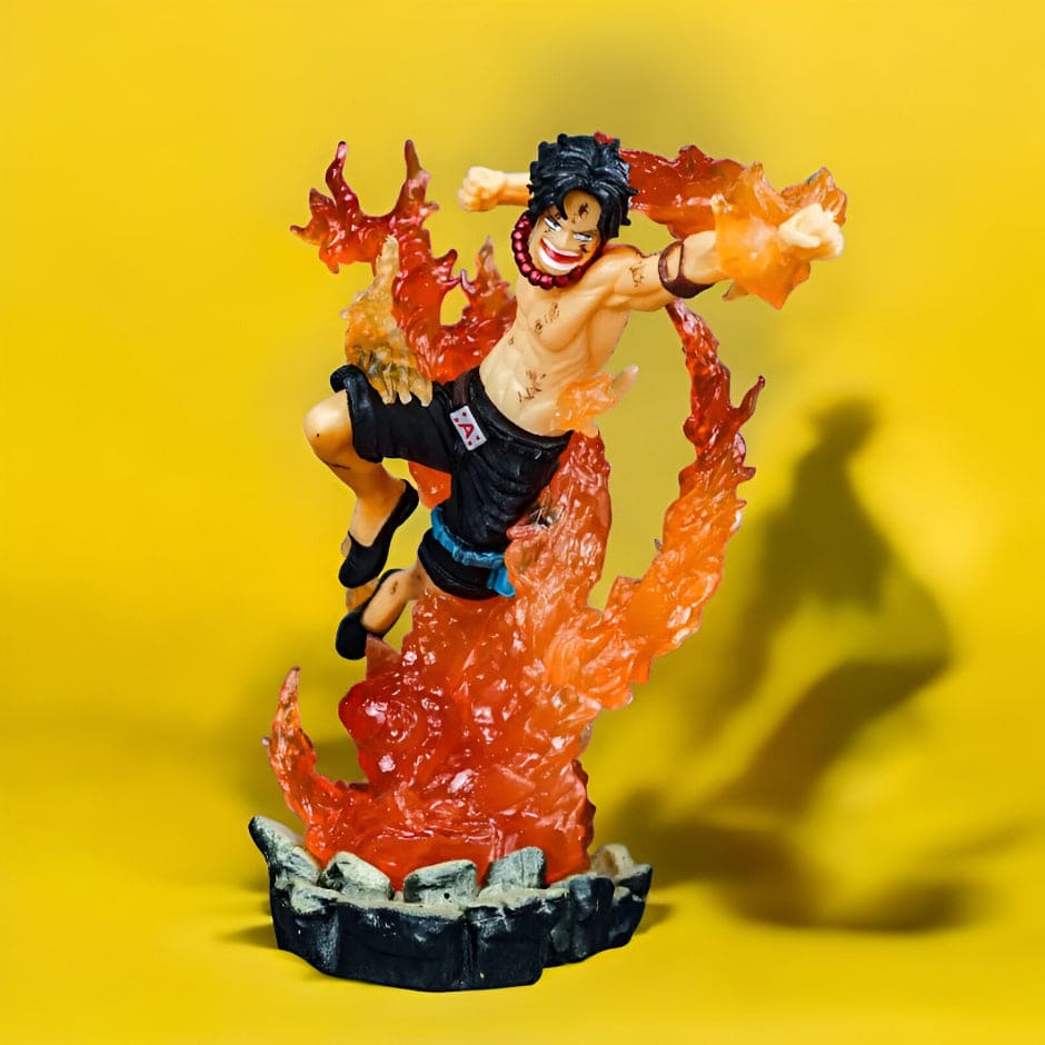 Figurine Ace - One Piece™ - Vue de face avec flammes